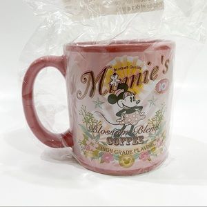 NEW Disney Minnie’s Blossom Blend Coffee mug